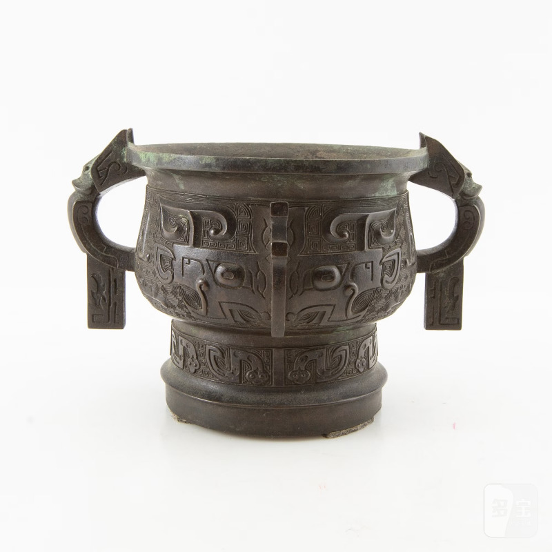 An archaistic bronze vessel, - 图11